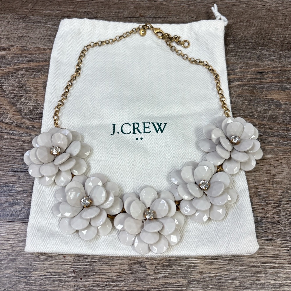 J.Crew Statement Flower Necklace – Ivory Petal Design